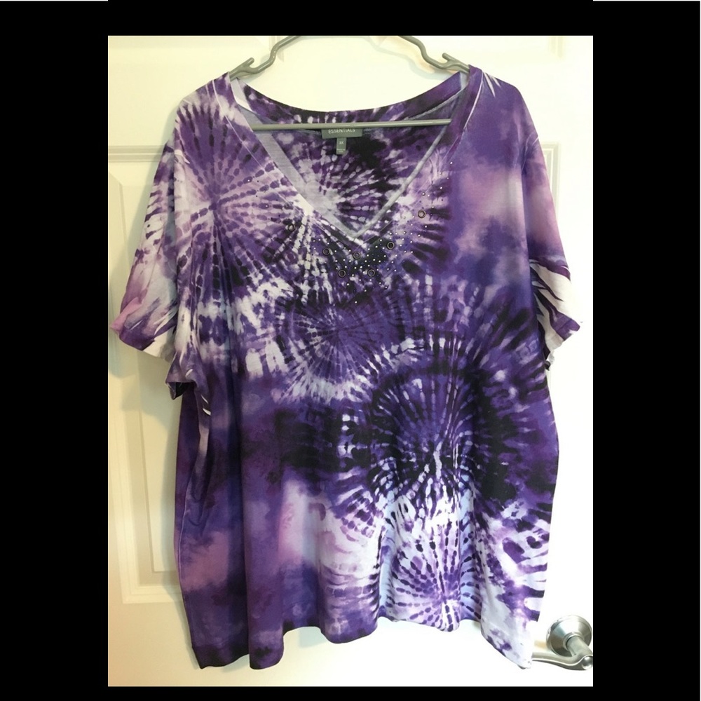 Essentials 3x purple multi color v neck top